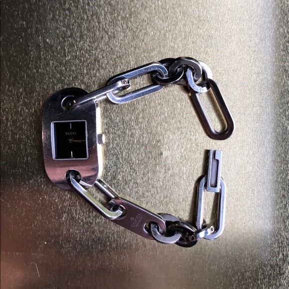 GUCCI LADIES 6155 SERIES SWISS QUARTZ WATCH - Picture 4 of 7